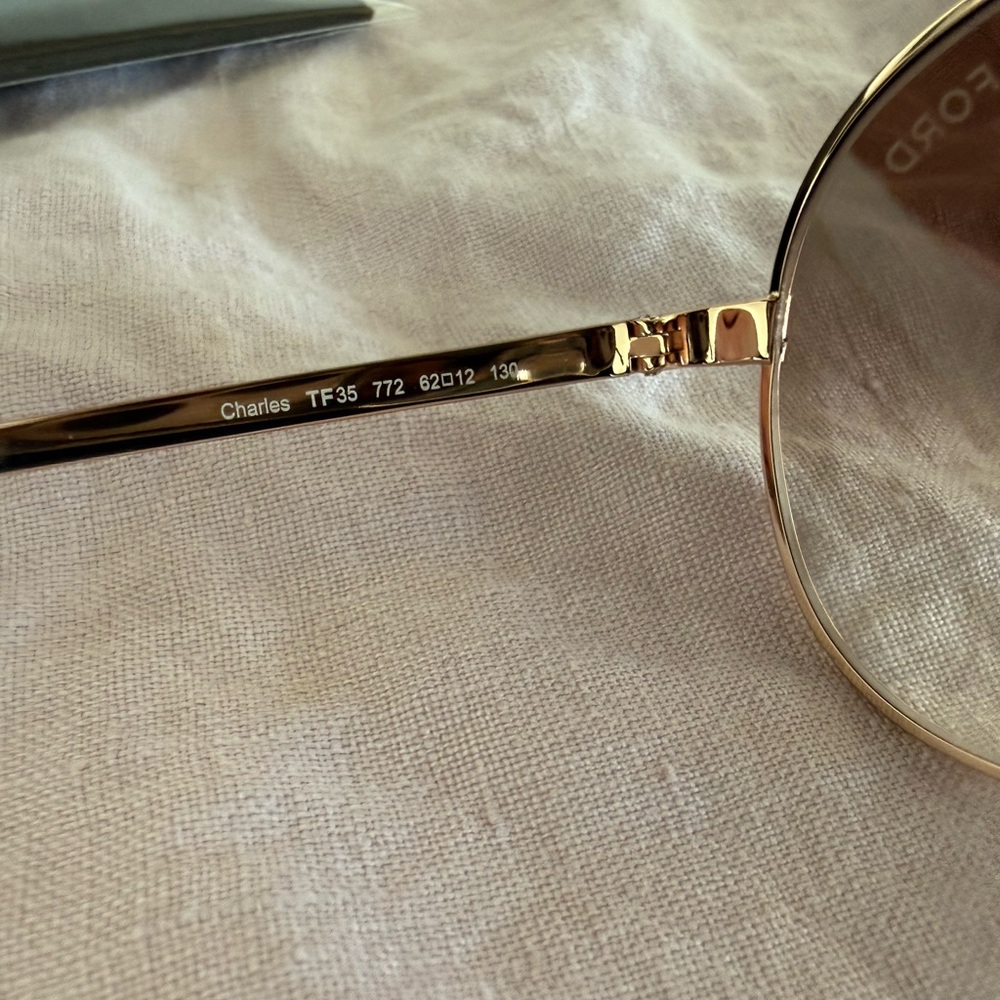 Tom Ford Aviator Sunglasses - Picture 4 of 7
